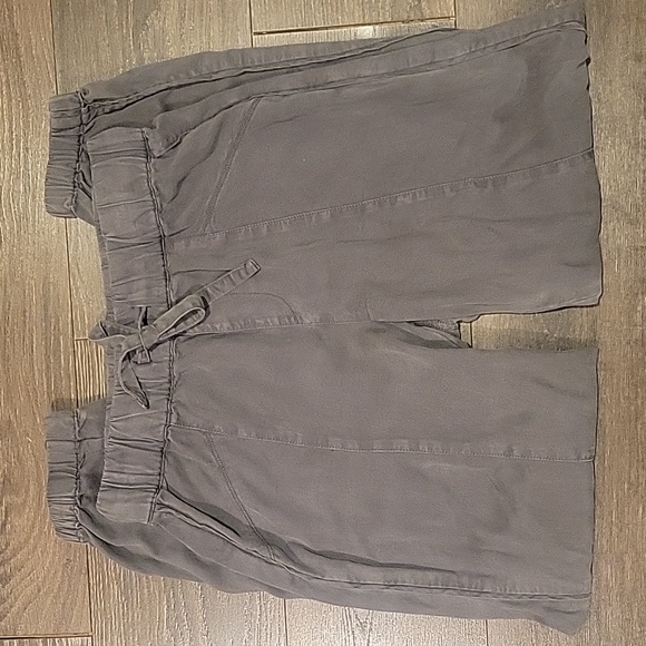 find Pants - ❤️ FIND HIGH RISE JOGGERS / PANTS, MEDIUM